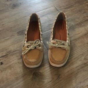 Sperry ballet flats